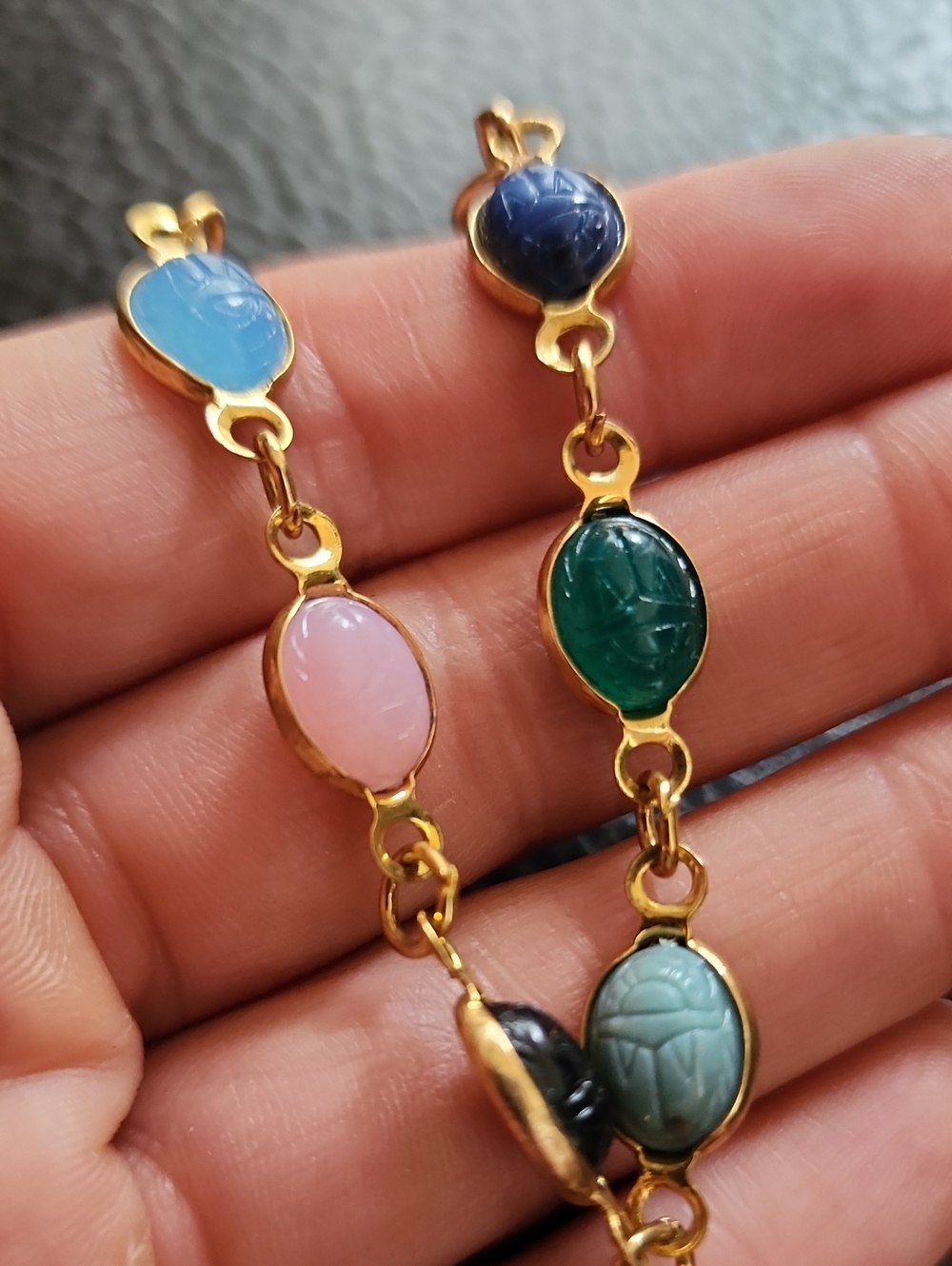 VTG Personalized Gold-Tone Multicolor Scarab Bracelet - LISA Engraved - Picture 4 of 8